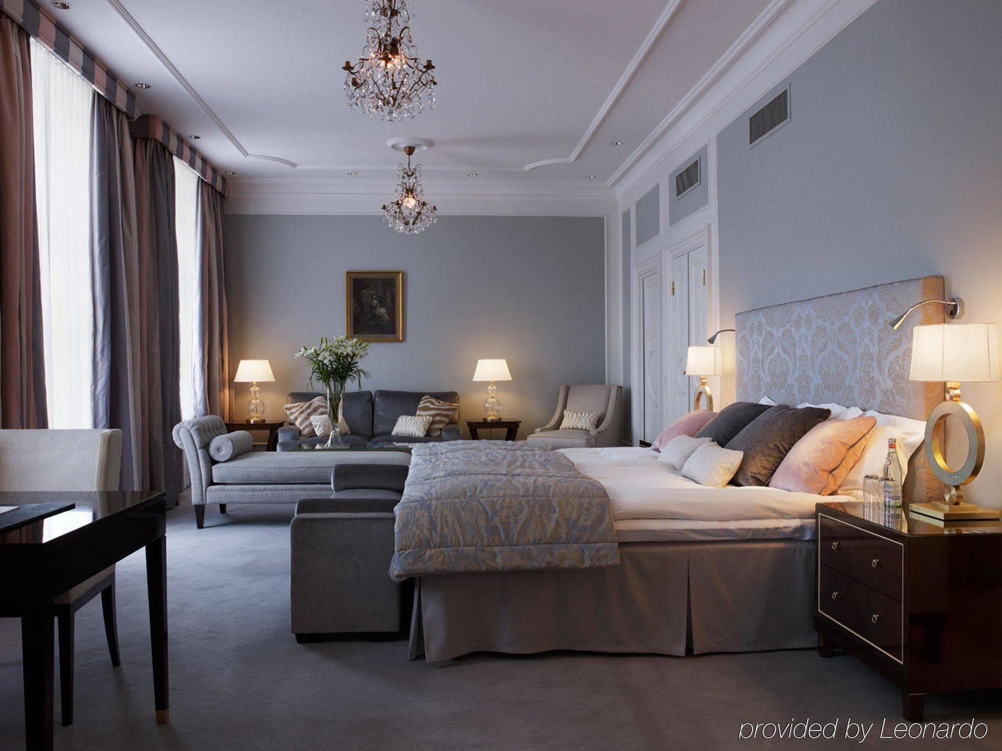 Grand Hotel Стокгольм Номер фото Suite at the Hotel de Crillon